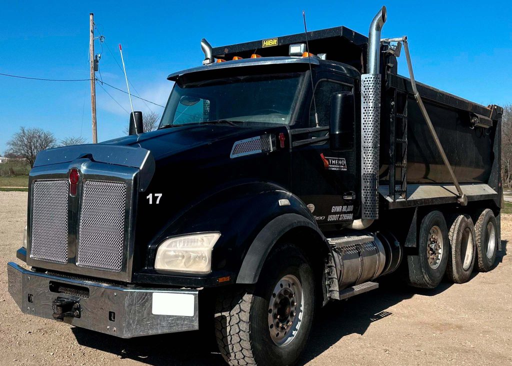 2017 Kenworth T880