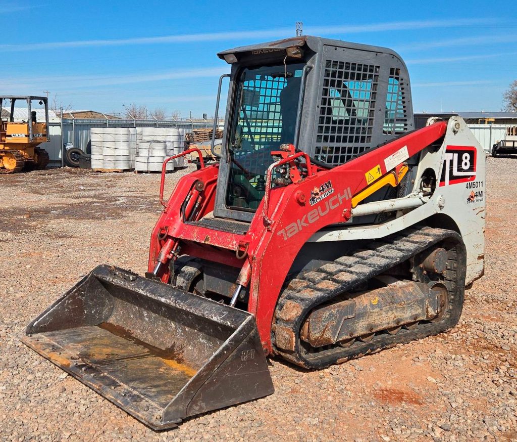 2017 Takeuchi TL8